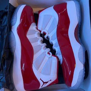 Jordan 11 cherry
